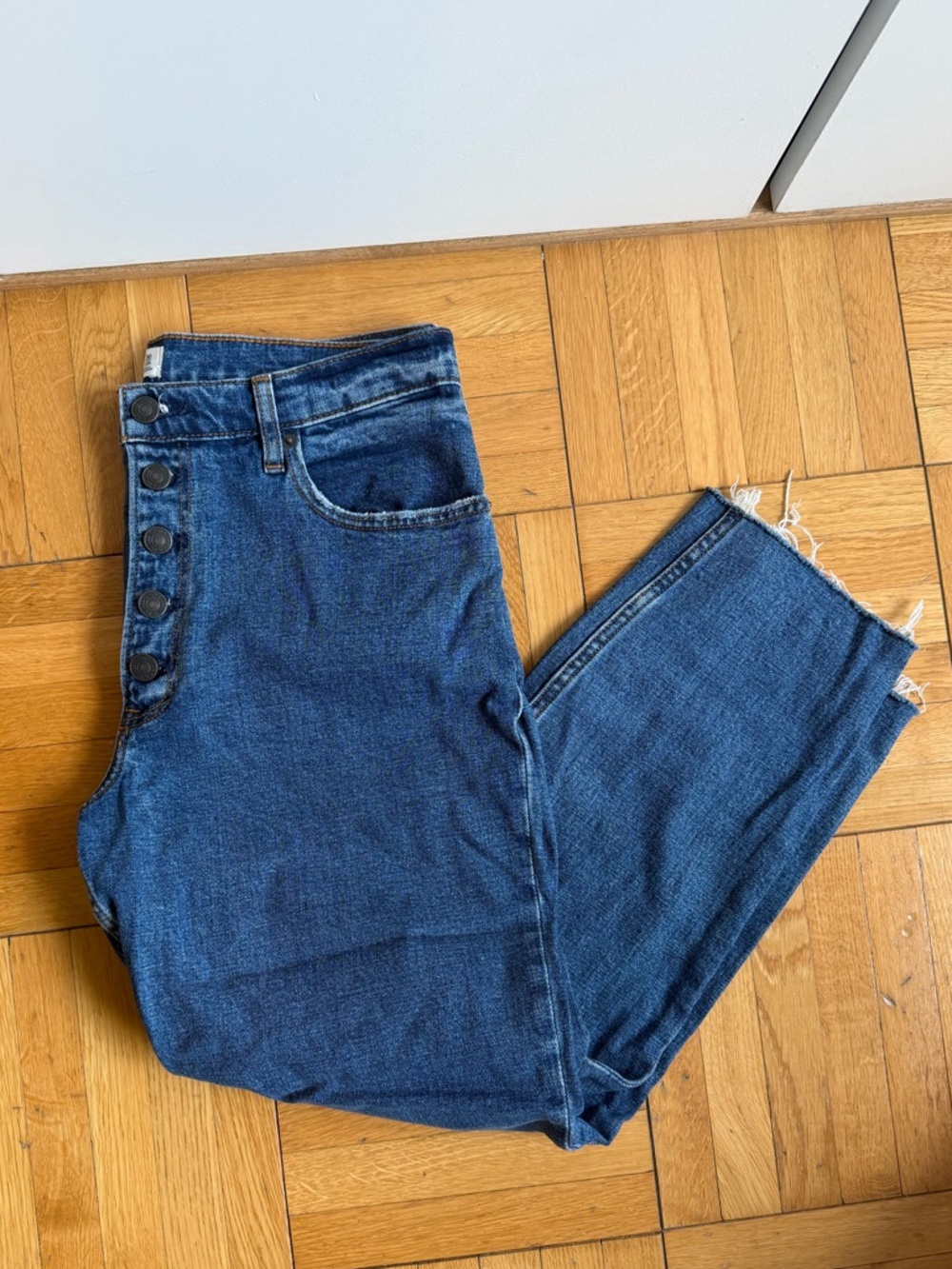 Abercrombie The Mom High Rise Jeans